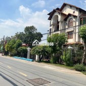 Chính chủ gửi bán nhà  lô góc cực hiếm  10m x 30m  tại trục đường thương mại sầm uất nhất Quận 6 – Lý Chiêu Hoàng